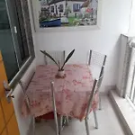 Lar Da Flavia